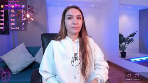 Miia 3 online show from 11-06-25, 12:06