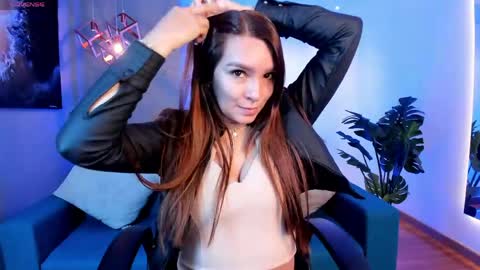 Miia 3 online show from 04-22-26, 11:45