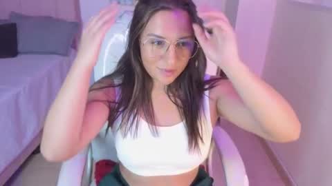 M I I A     online show from 07-03-26, 07:42