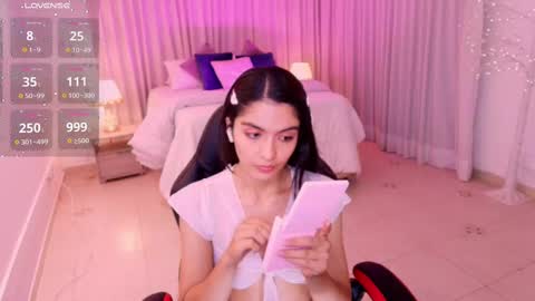 Mia online show from 02-20-25, 03:34