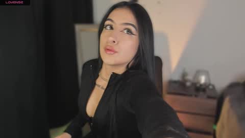  miiaa stone  online show from 11-26-25, 02:56