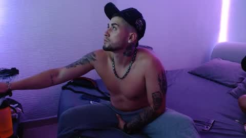 Mia and Liam online show from 12-24-24, 10:44