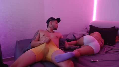 Mia and Liam online show from 01-04-25, 03:29