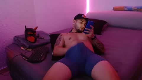 Mia and Liam online show from 01-08-25, 10:48