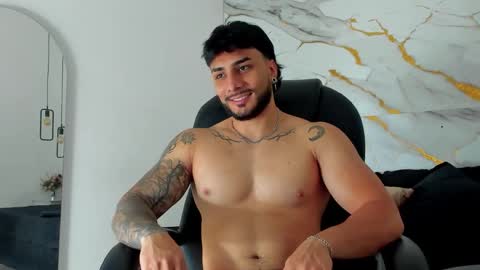 Daniel online show from 11-11-25, 01:11