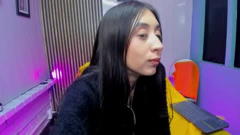 miilu  online show from 09-09-25, 03:17