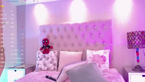 Lucii online show from 09-26-25, 09:30