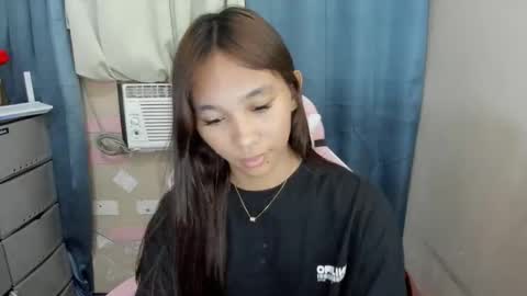 Snapshot of mika_cora chatting on 03-10-26, 06:46 MIKA online show from 03-10-26, 06:46