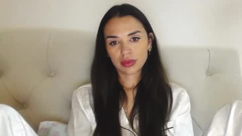 Mika online show from 09-08-25, 06:40