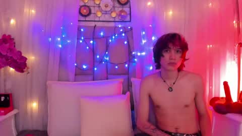 Mika  Milo. online show from 05-20-26, 11:38