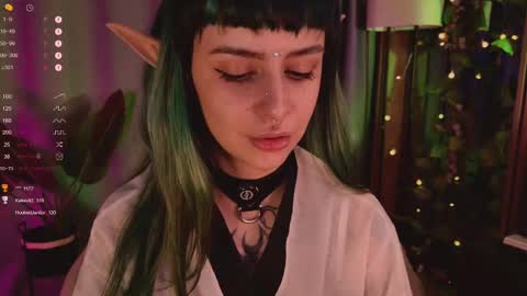 mika_moon_ online show from 02-09-25, 06:22