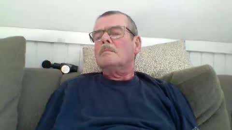 mikael42 online show from 04-06-26, 02:07