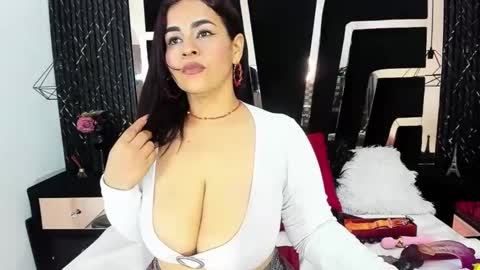 Snapshot of mikaela_lust chatting on 02-13-25, 05:33 Mikaela Lust online show from 02-13-25, 05:33