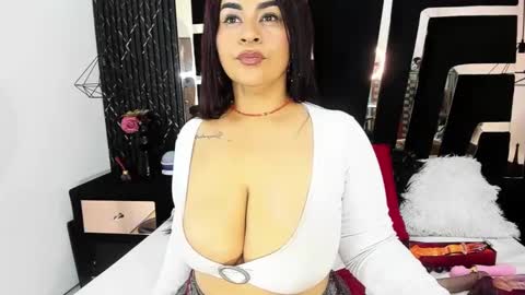 Snapshot of mikaela_lust chatting on 02-13-25, 08:34 Mikaela Lust online show from 02-13-25, 08:34