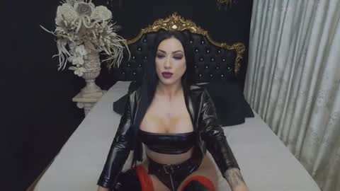 Mikaela online show from 11-26-25, 05:19