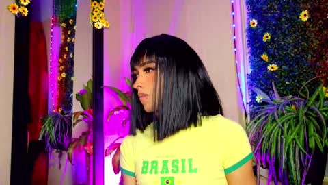 mikaelarangel online show from 10-04-25, 03:48