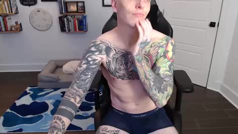 MikahisHung online show from 12-11-24, 07:46