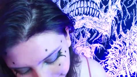 Mika online show from 10-10-25, 06:45