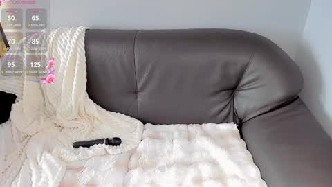 mikasssu online show from 12-15-25, 08:40