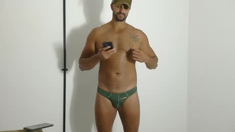 Snapshot of mike4fun99 chatting on 05-02-26, 02:44 mike online show from 05-02-26, 02:44