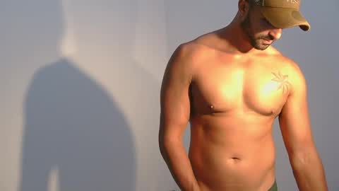 Snapshot of mike4fun99 chatting on 05-21-26, 02:40 mike online show from 05-21-26, 02:40