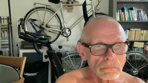 mike4playhot online show from 06-18-26, 03:16