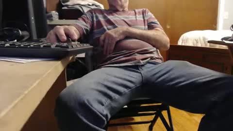 mike694fun online show from 12-04-25, 11:57