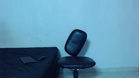 Mike IMDEPENDIENT MODEL online show from 04-06-26, 02:31