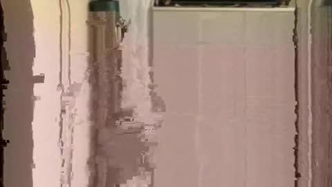 Snapshot of mike860947 chatting on 10-11-25, 10:36 mike860947 online show from 10-11-25, 10:36