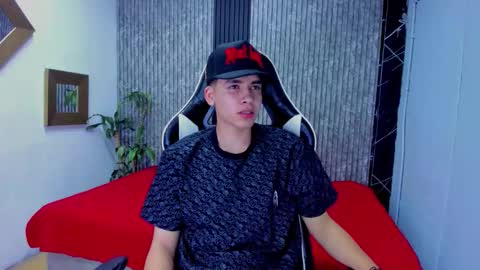 Mike 0233 online show from 11-18-25, 03:56