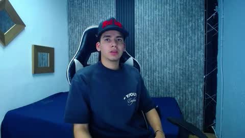 Mike 0233 online show from 11-28-25, 04:26