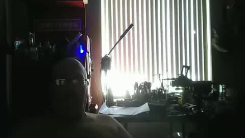 Snapshot of mike_allen4 chatting on 04-12-26, 06:02 mike_allen4 online show from 04-12-26, 06:02