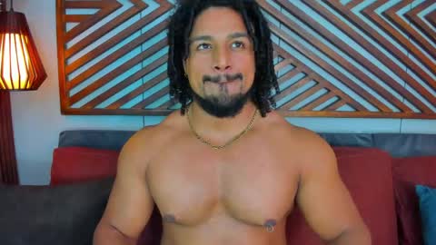Snapshot of mike_estevess chatting on 05-13-26, 06:44 online show from 05-13-26, 06:44