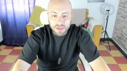 Snapshot of mike_lover_ chatting on 07-14-26, 07:30 mike lover online show from 07-14-26, 07:30