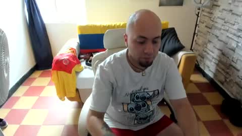 Snapshot of mike_lover_ chatting on 07-28-26, 07:26 mike lover online show from 07-28-26, 07:26