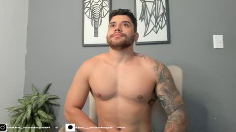 Snapshot of mike_montoya chatting on 01-04-25, 10:55 Mike Montoya online show from 01-04-25, 10:55