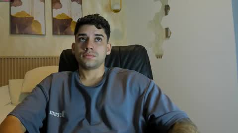 Snapshot of mike_montoya chatting on 10-28-25, 07:01 Mike Montoya online show from 10-28-25, 07:01