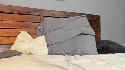 Mike Montoya online show from 02-14-26, 04:31