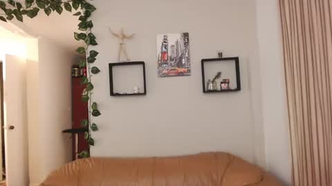 Snapshot of mike_rolly chatting on 02-27-25, 04:20 Enrique Rolly online show from 02-27-25, 04:20