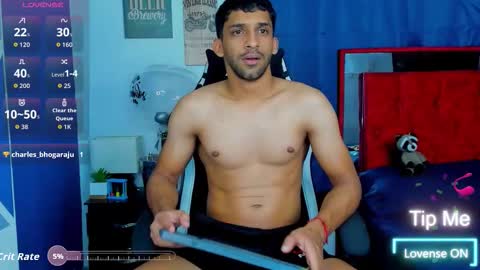 Snapshot of mike_shelby21 chatting on 09-19-25, 01:18 mike_shelby21 online show from 09-19-25, 01:18