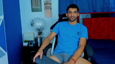 Snapshot of mike_shelby21 chatting on 09-22-25, 01:07 mike_shelby21 online show from 09-22-25, 01:07