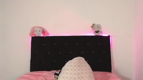 Snapshot of mikee_g chatting on 11-07-25, 04:23 ZARA BLARE online show from 11-07-25, 04:23