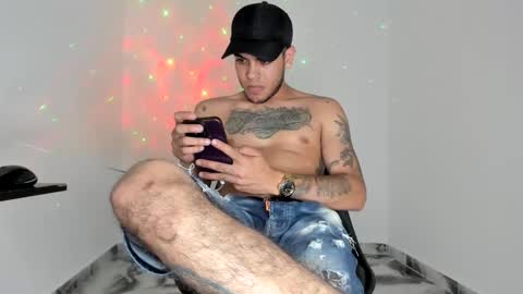 mikee_scooth online show from 05-06-26, 06:46