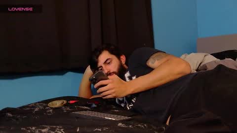 mikehawk1589 online show from 12-16-24, 07:26