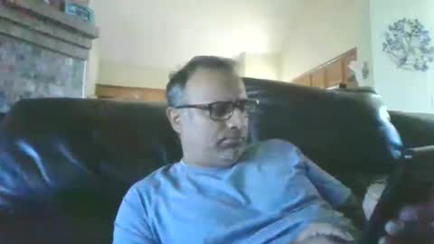 mikej143 online show from 10-19-25, 03:45