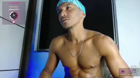 Snapshot of mikejaybr chatting on 05-16-26, 04:20 Mike Jay online show from 05-16-26, 04:20