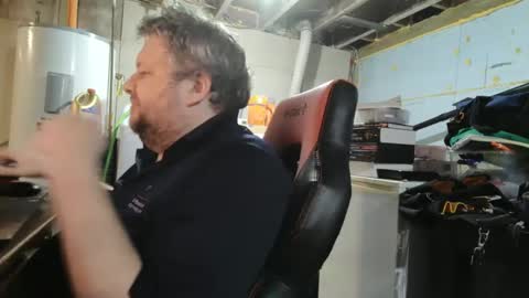 Snapshot of mikejws chatting on 10-03-25, 06:16 mikejws online show from 10-03-25, 06:16