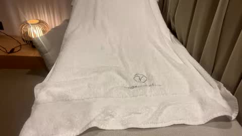 Snapshot of mikel030 chatting on 12-21-25, 01:57 djfuckoff online show from 12-21-25, 01:57