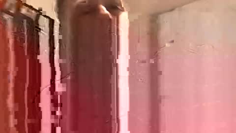 Snapshot of mikelikesicet chatting on 03-29-26, 09:15 Imagunnabust online show from 03-29-26, 09:15