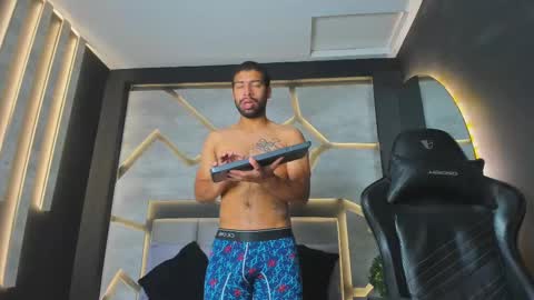 MIKE PARK  online show from 10-20-25, 11:10